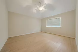 12810 Lakeshore Dr, Montgomery, TX 77356 - Photo 16