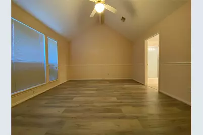 215 W New Meadows Drive, Sugar Land, TX 77479 - Photo 10