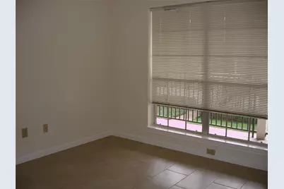 14333 Memorial Drive #41, Houston, TX 77079 - Photo 16
