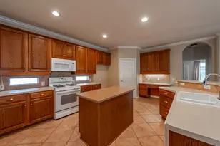 5331 Valley Bluff Ln, Katy, TX 77494 - Photo 12