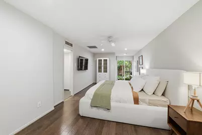 2310 Steel Street #13, Houston, TX 77098 - Photo 6