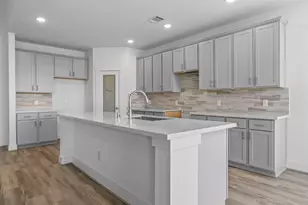 305 Gambels Quail Rd, Waller, TX 77484 - Photo 8