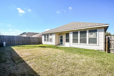 10618 Pine Meadows Boulevard, Baytown, TX 77523 - Photo 22