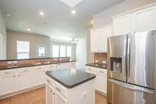 10618 Pine Meadows Blvd, Baytown, TX 77523 - Photo 10