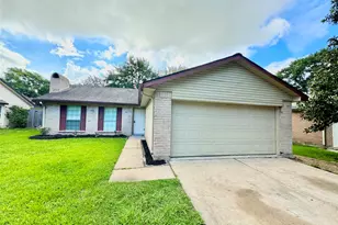 2511 Maple Tree Ct, Stafford, TX 77477 - Photo 1