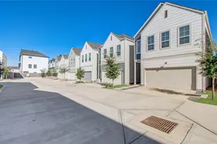2054 Johanna Crk Dr, Houston, TX 77055 - Photo 4