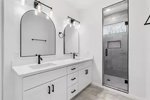 7938 Kenton St, Houston, TX 77028 - Photo 22