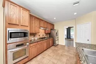 14318 Lakepointe Bend Ln, Cypress, TX 77429 - Photo 10