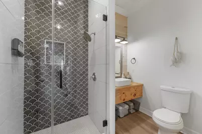 3024 Avenue R 1/2, Galveston, TX 77550 - Photo 18