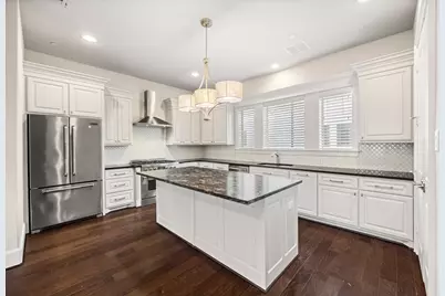 2656 Fountain Key Boulevard, Houston, TX 77008 - Photo 6
