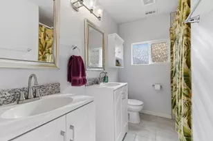 7717 Scanlock St, Houston, TX 77012 - Photo 14