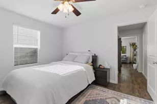 7717 Scanlock St, Houston, TX 77012 - Photo 22