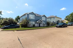 134-136 Sendero Dr, Huntsville, TX 77340 - Photo 2