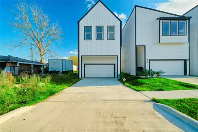 5324 Rue Street, Houston, TX 77033 - Photo 1