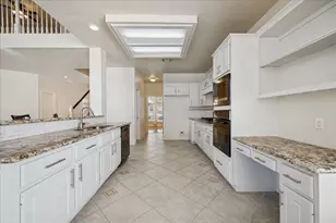 3311 Almond Creek Dr, Houston, TX 77059 - Photo 10