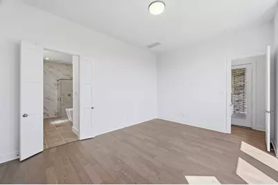 12246 Valencia Boulevard, Mont Belvieu, TX 77523 - Photo 16