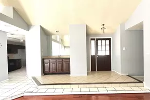 7927 Manzano Dr, Houston, TX 77083 - Photo 2