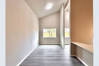 7730 Chaseview Drive, Houston, TX 77489 - Photo 4