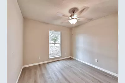 7730 Chaseview Drive, Houston, TX 77489 - Photo 20