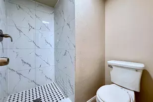 7730 Chaseview Dr, Houston, TX 77489 - Photo 18