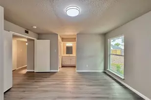 7730 Chaseview Dr, Houston, TX 77489 - Photo 16