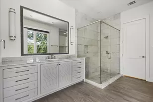 1737 Milford St, Houston, TX 77098 - Photo 30