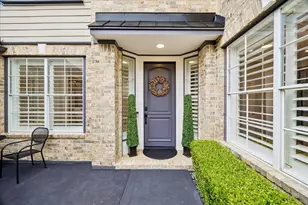 15 W Beckonvale Cir, The Woodlands, TX 77382 - Photo 4