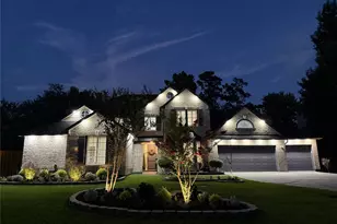 15 W Beckonvale Cir, The Woodlands, TX 77382 - Photo 2