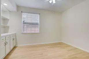 14019 Lake Trail Dr, Sugar Land, TX 77498 - Photo 10