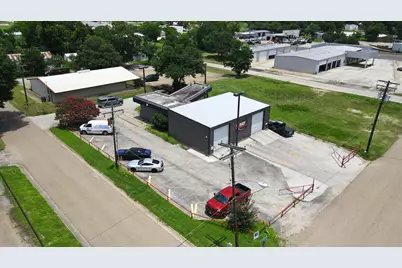 207 E Cottonwood Street, Madisonville, TX 77864 - Photo 14