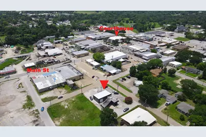 207 E Cottonwood Street, Madisonville, TX 77864 - Photo 4