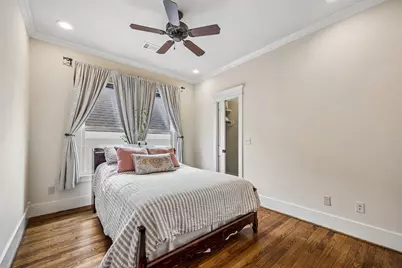 227 W 24th Street, Houston, TX 77008 - Photo 32