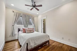 227 W 24th St, Houston, TX 77008 - Photo 32