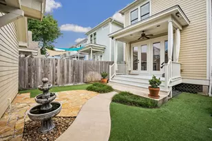227 W 24th St, Houston, TX 77008 - Photo 36