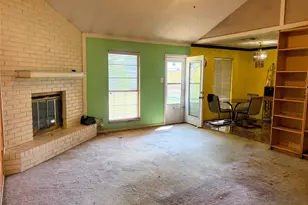 11734 Crockett Dr, La Porte, TX 77571 - Photo 6
