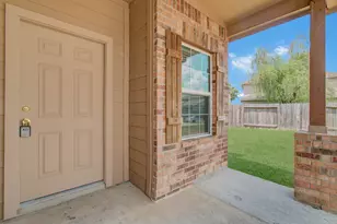 17439 Hayley Springs Ct, Humble, TX 77396 - Photo 4