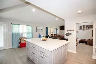 6203 Wickwillow Ln, Alvin, TX 77511 - Photo 12