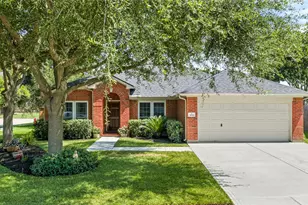 3001 Meadow Bay Dr, Dickinson, TX 77539 - Photo 1