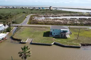 1118 County Rd 204, Sargent, TX 77414 - Photo 4