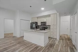 300 St Joseph Pkwy, Houston, TX 77002 - Photo 4