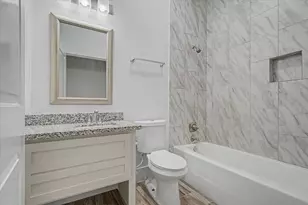 300 St Joseph Pkwy, Houston, TX 77002 - Photo 30