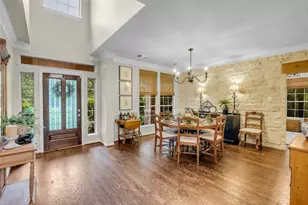 8973 Fallsbrook Ct, Conroe, TX 77302 - Photo 6