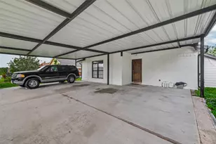 11806 Roandale Dr, Houston, TX 77048 - Photo 2