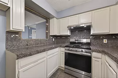 11806 Roandale Drive, Houston, TX 77048 - Photo 10