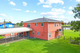 2342 County Rd 297, Sargent, TX 77414 - Photo 6