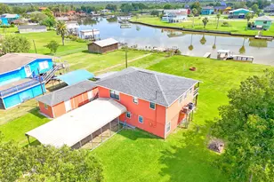 2342 County Rd 297, Sargent, TX 77414 - Photo 1