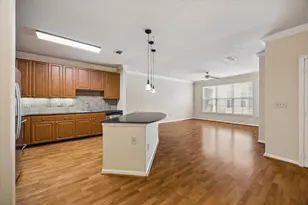 1711 Old Spanish Trl, Houston, TX 77054 - Photo 4
