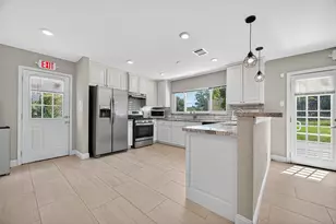29902 E Hawthorne Dr, Spring, TX 77386 - Photo 12