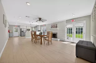 29902 E Hawthorne Dr, Spring, TX 77386 - Photo 10