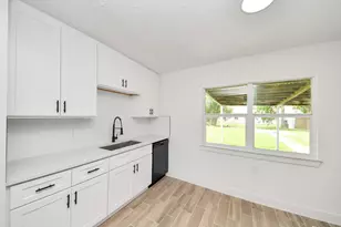 3714 Florinda St, Houston, TX 77021 - Photo 16